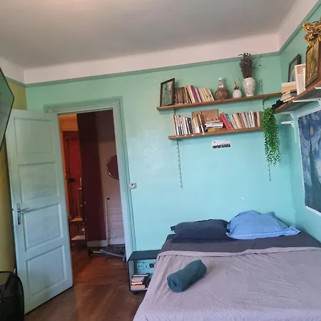 Apartment Artistique *